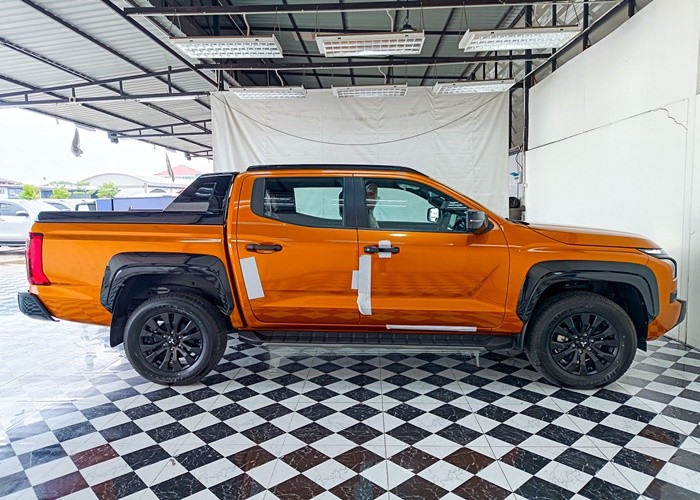 Used 1
                    MITSUBISHI
                     for Sale Image