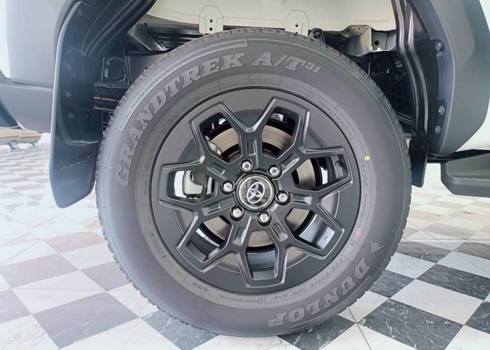 Used 1
                    TOYOTA
                     for Sale Image