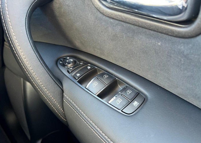 Used 1
                    NISSAN
                     for Sale Image