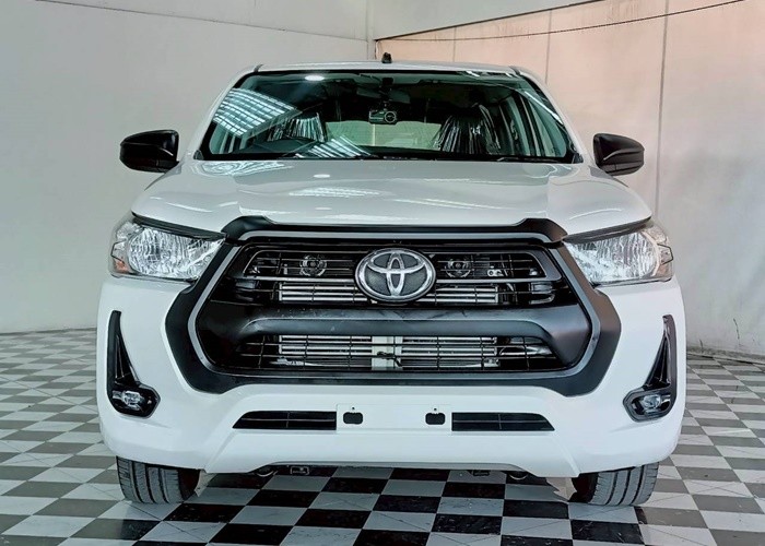 Used 10
                    TOYOTA
                     for Sale Image