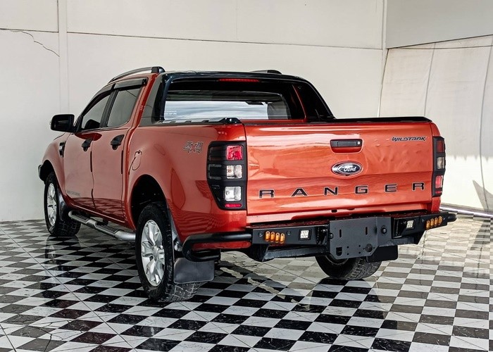 Used 9
                    FORD
                     for Sale Image