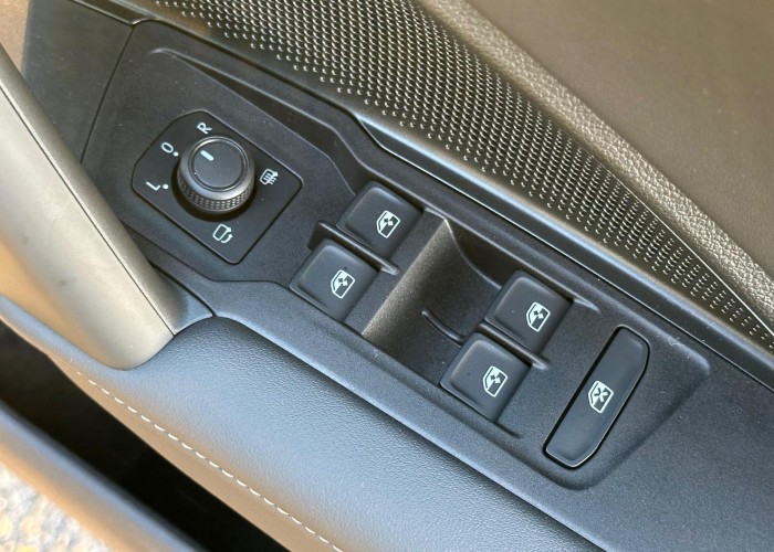 Used 1
                    VOLKSWAGEN
                     for Sale Image