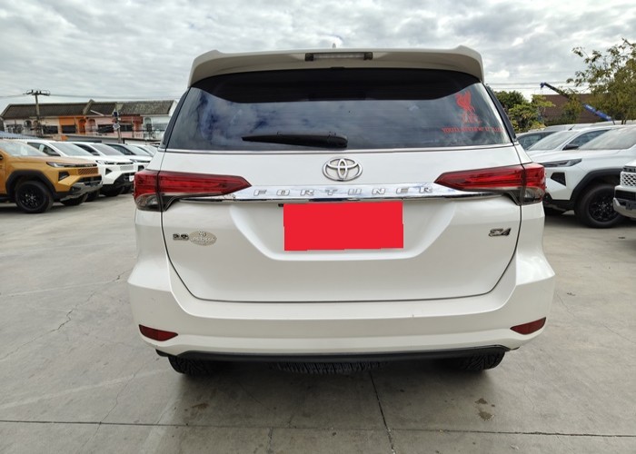 Used 8
                    TOYOTA
                     for Sale Image