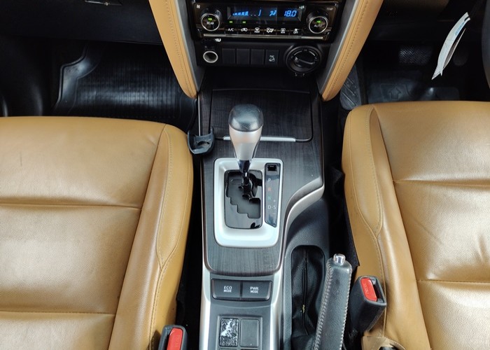 Used 8
                    TOYOTA
                     for Sale Image