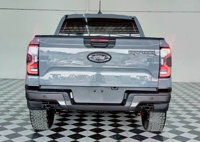 Used 10
                    FORD
                     for Sale Image