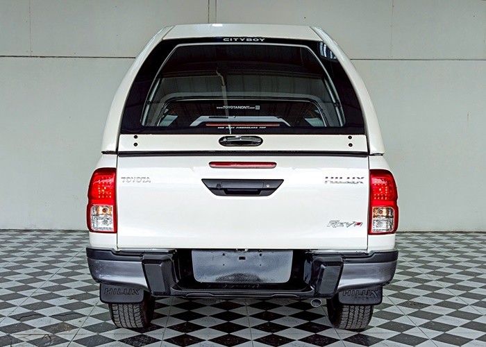 Used 5
                    TOYOTA
                     for Sale Image