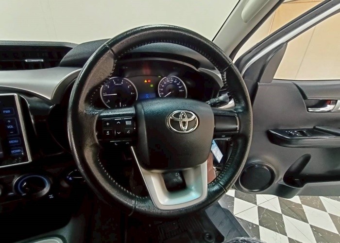 Used 5
                    TOYOTA
                     for Sale Image