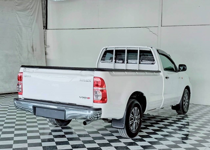 Used 7
                    TOYOTA
                     for Sale Image