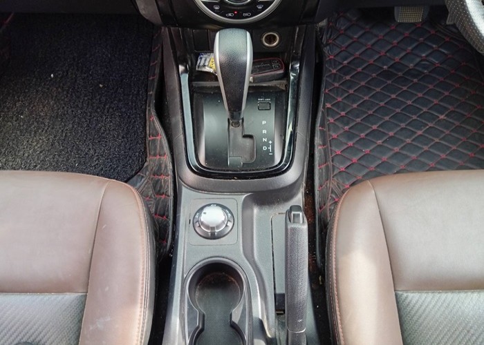 Used 10
                    ISUZU
                     for Sale Image